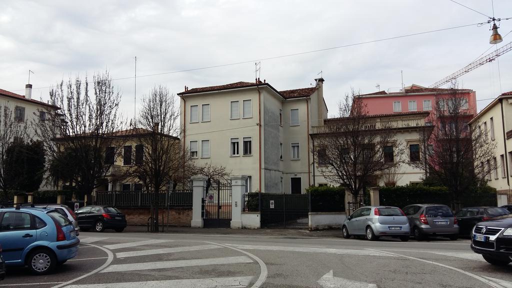 Residenza Carducci Padova Bed and Breakfast Exteriör bild